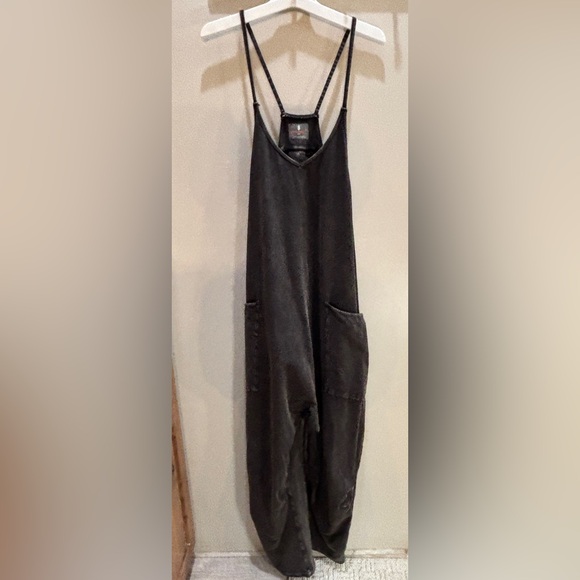 NWOT Free People Hotshot Onesie Washed Black - Picture 2 of 5